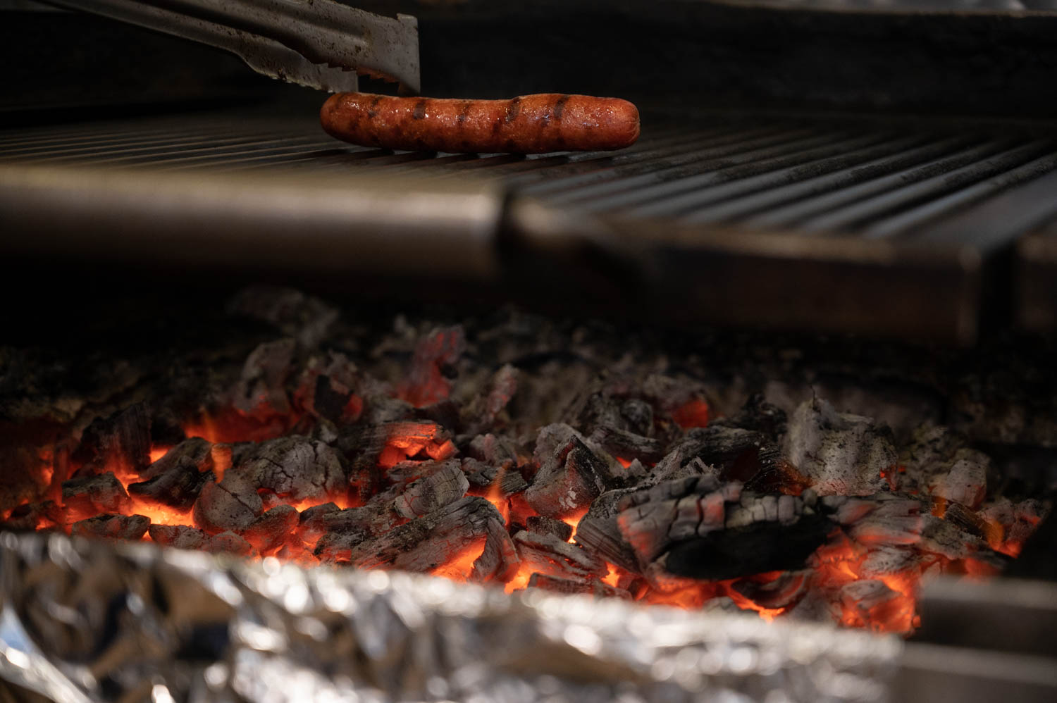 The Ultimate History Of Chicago's Char Dog The Underdog Sausage That's