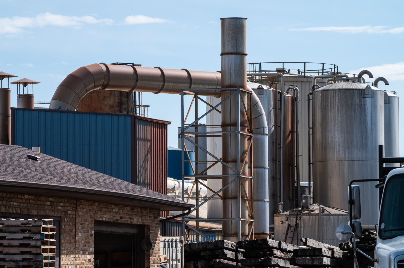 State, City Sue South Side Vegetable Oil Plant Over ‘Foul Odors,' Pollution