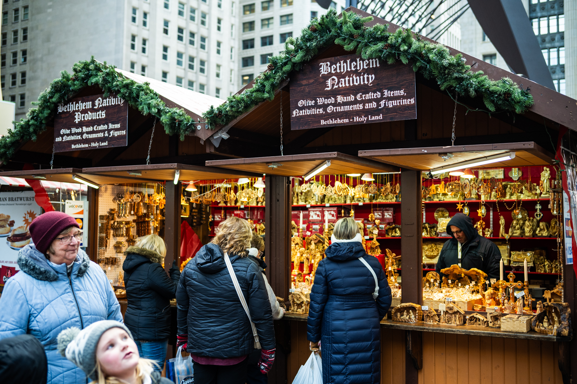 21 Things To Do In Chicago This Weekend: Christkindlmarket, Tree Lighting, Mag Mile Lights Festival