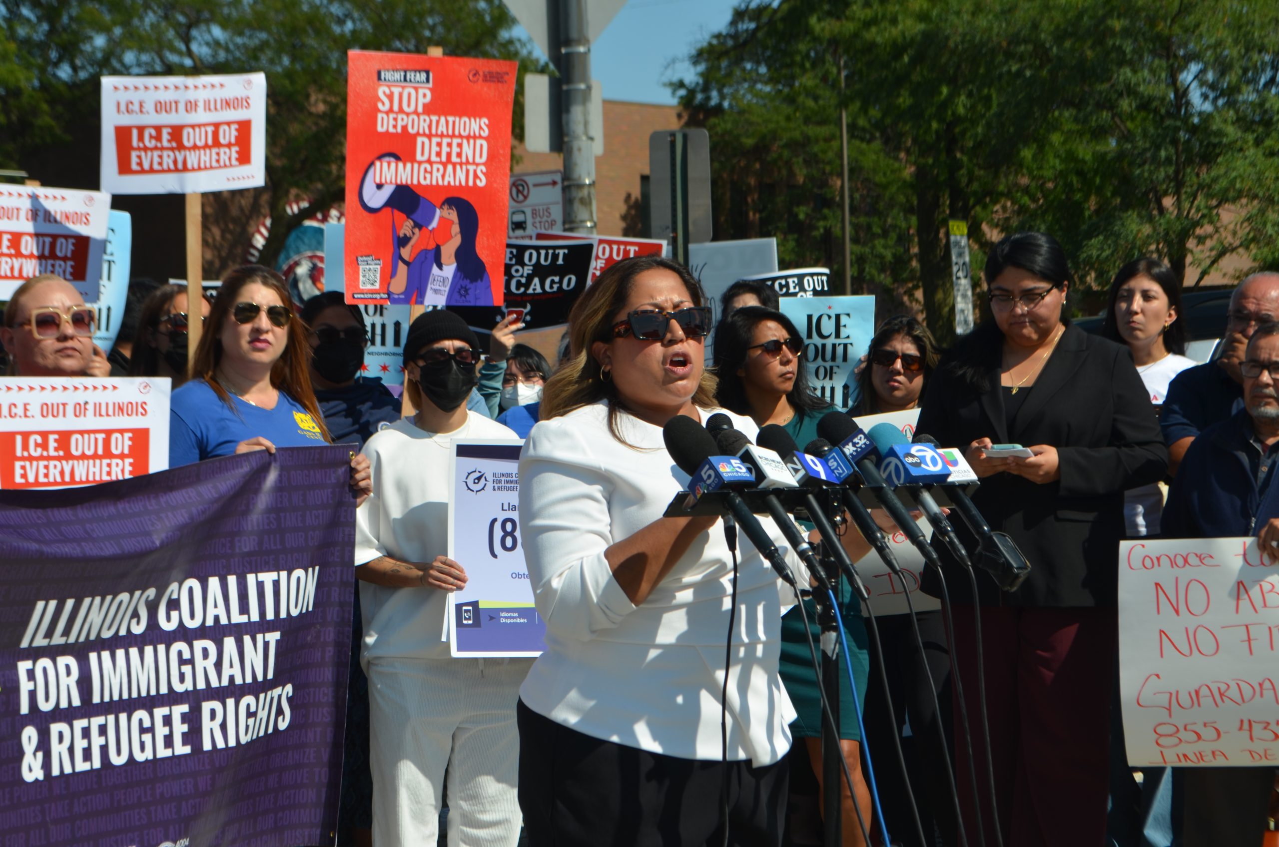 Newly Passed Bills Will Help Protect Immigrants At Schools, Courts And Hospitals In Illinois
