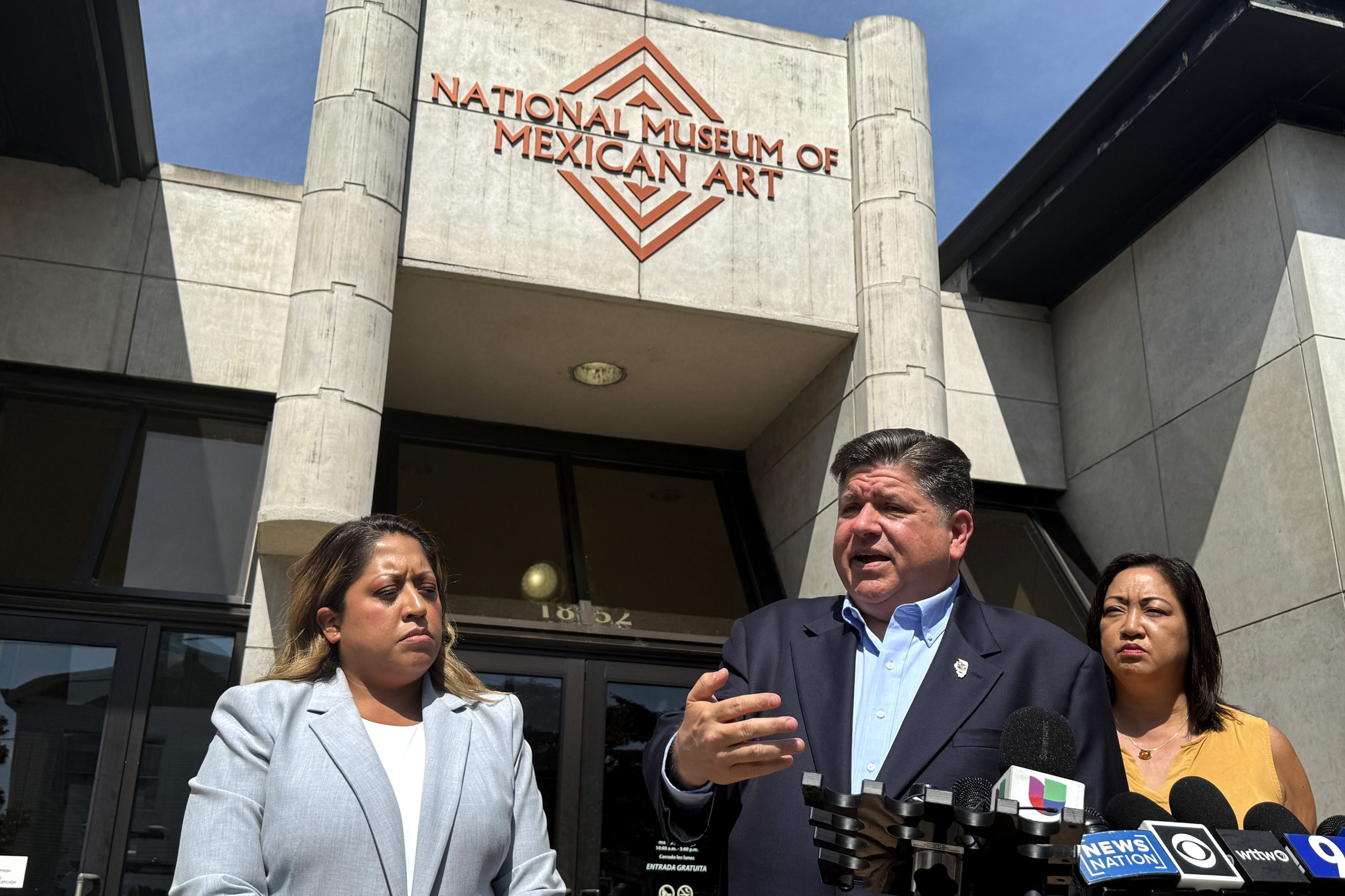 ICE ‘Gathering Steam’ In Chicago As Pritzker Slams Trump’s ‘Nefarious Plan’
