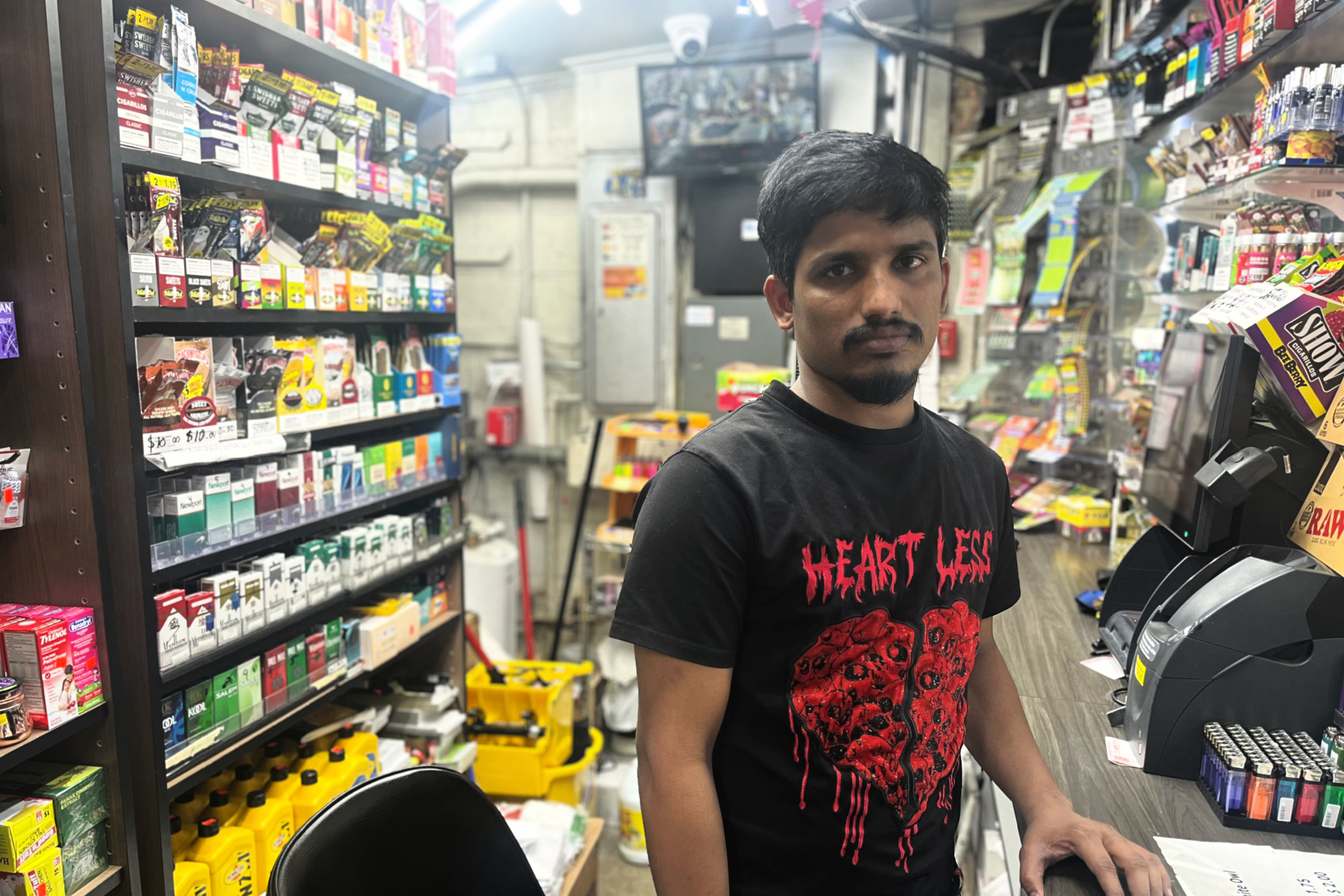 Brighton Park Gas Station Clerk Cheered After Giving Out Supplies To Protesters Tear-Gassed By Feds