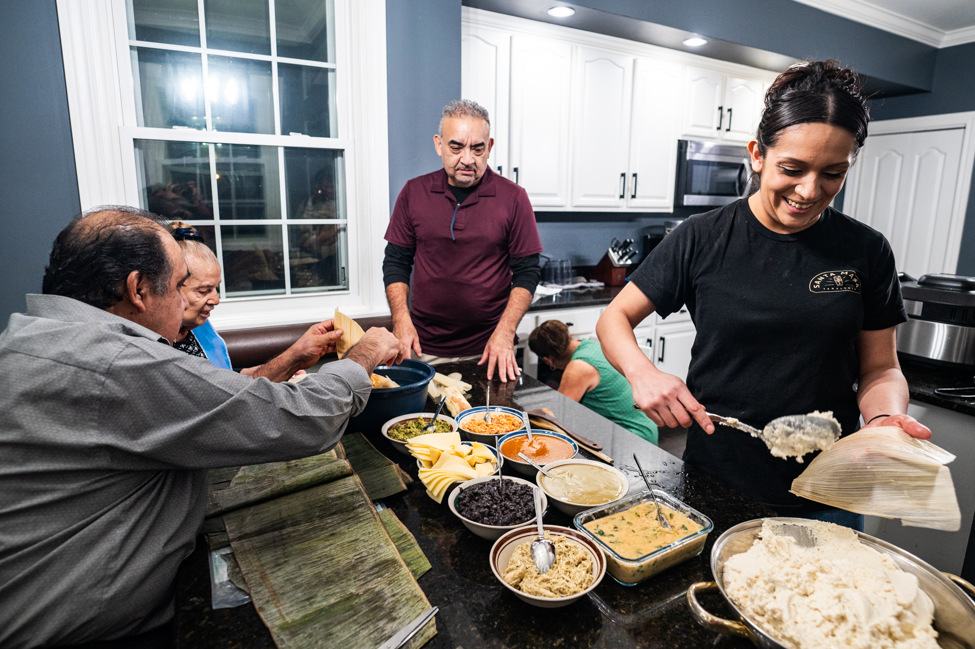 Tamales Bring Generations Of Chicago Chef’s Family Together For Holidays