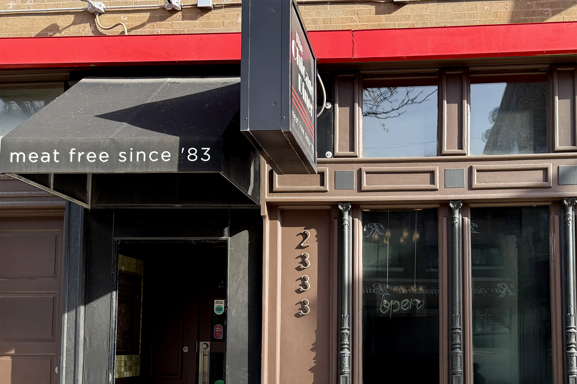 The Chicago Diner Is Closing Its Logan Square Location ‘After 13 Wonderful Years’