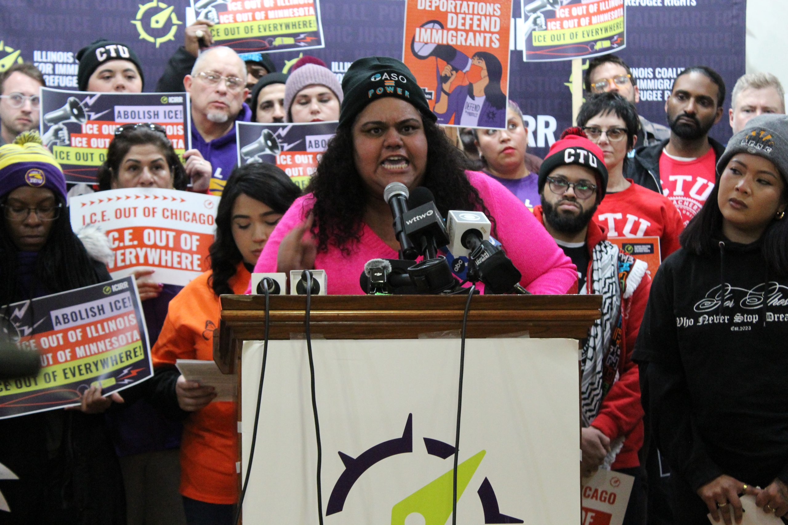 Chicago Organizers Stand In Solidarity With Minneapolis, Demand ‘ICE Out Of Everywhere’