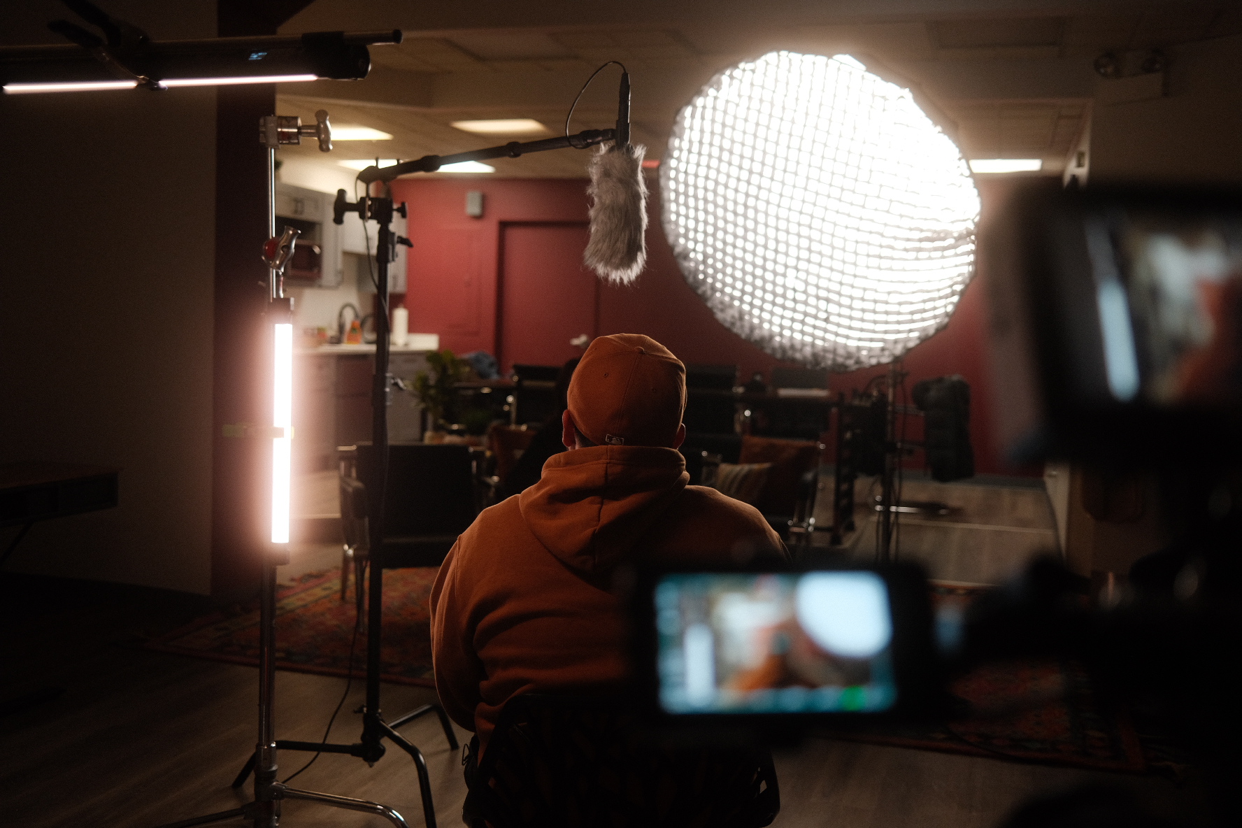 A Chicago Man Had A Pending Green Card Application. Agents Still Detained Him During Midway Blitz