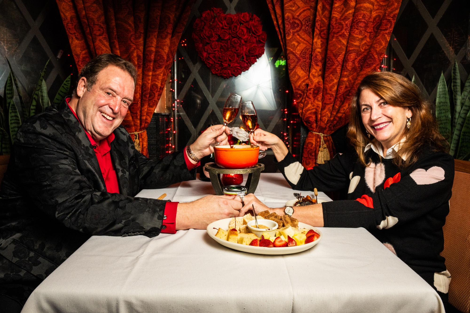 From Fondue To ‘I Do’: How Geja’s Cafe Became Chicago’s Most Romantic Restaurant