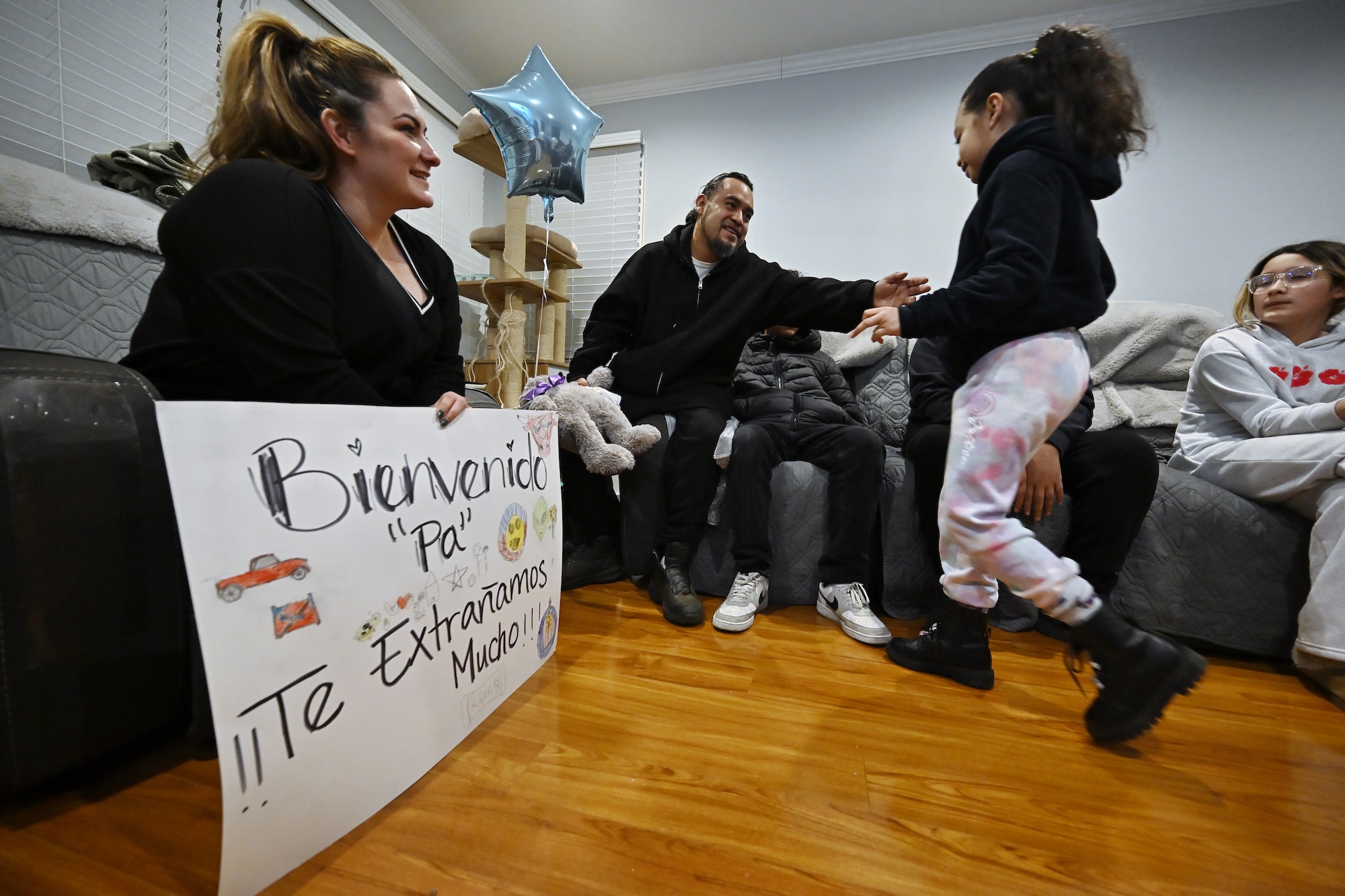 Immigrant Father Of 3 Reunites With Family After Being Unlawfully Arrested During Midway Blitz