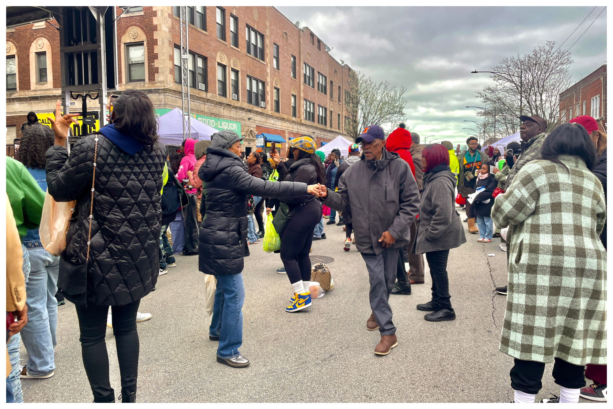 ‘Spend In The Black’ Brings ‘Booming’ Business To 75th Street Corridor in Chatham