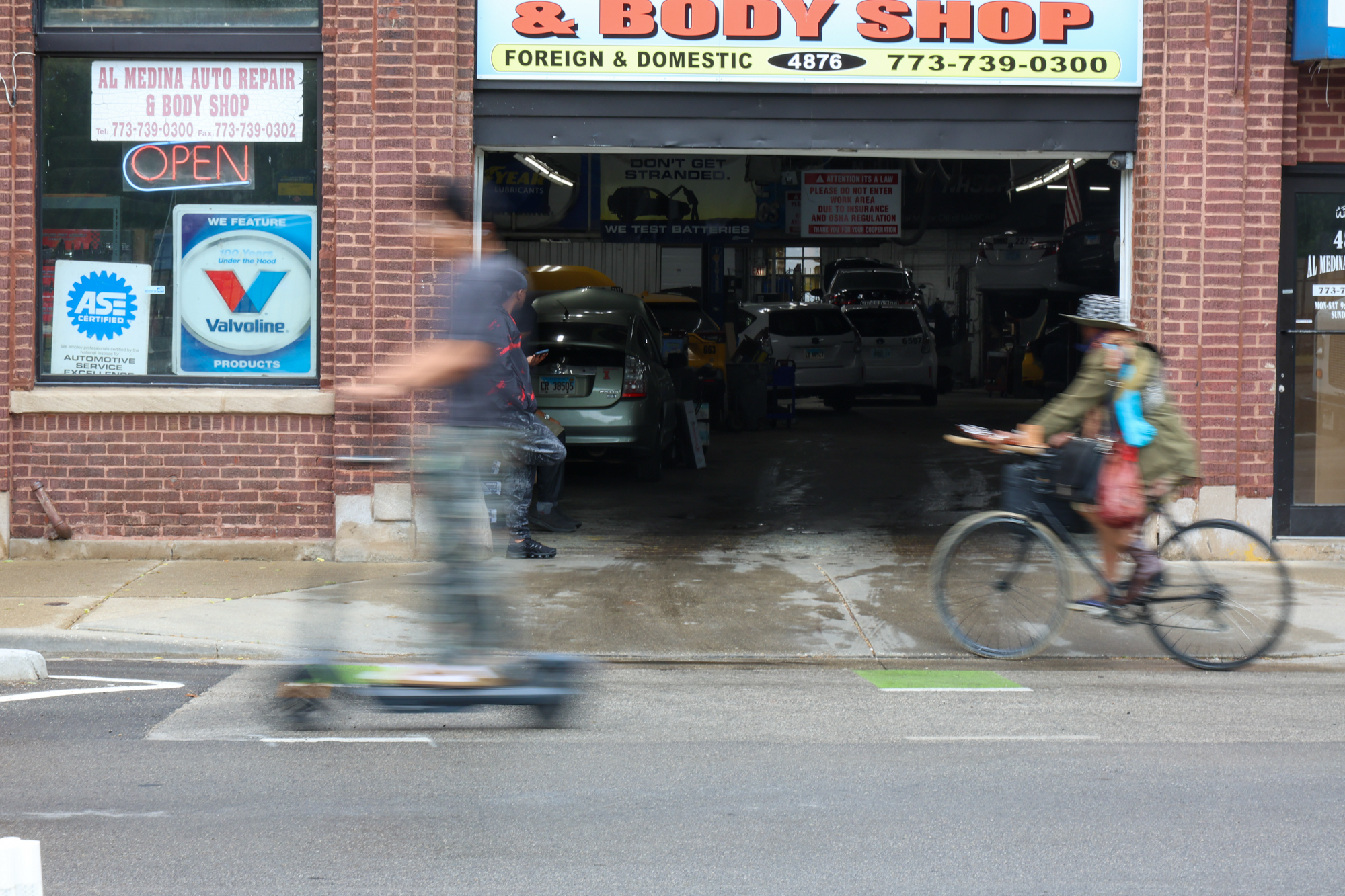 Chicago’s Bike Lanes Don’t Hurt Businesses, City Report Finds