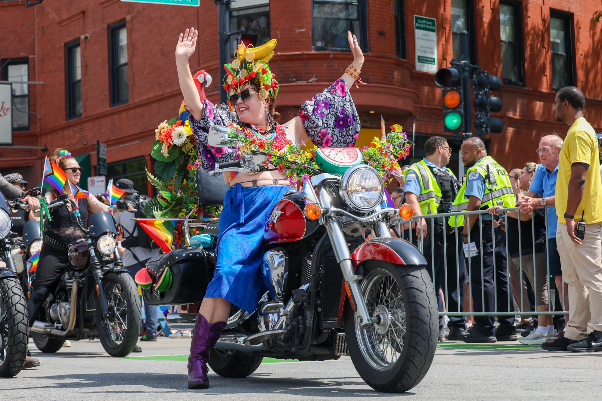 This Week In Photos: Extreme Heat Wraps Chicago, Pride Parade And More