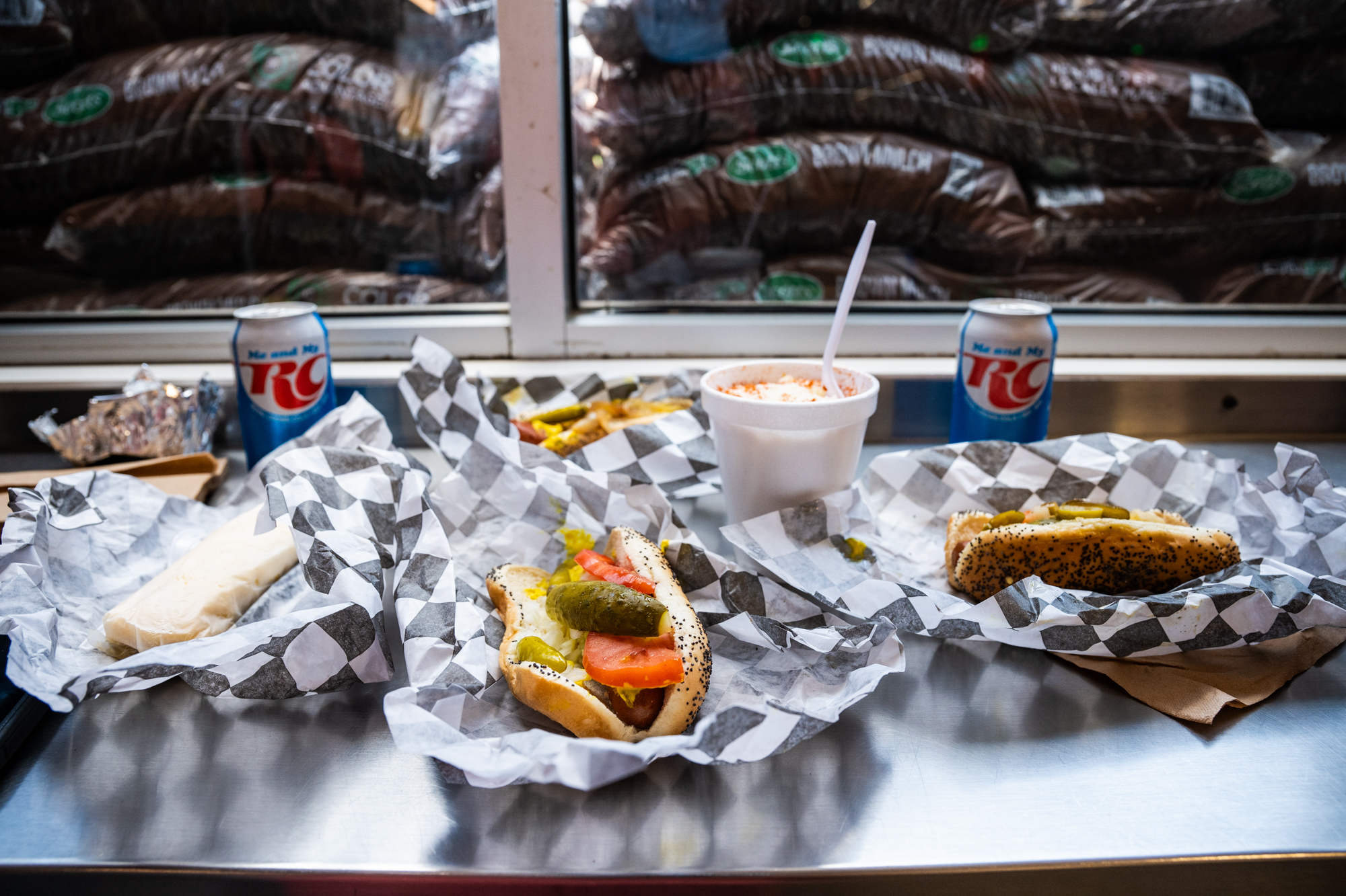 Are Home Depot Dogs ‘The Most Chicago Thing Ever’? Fixin’ Franks Fans Say ...
