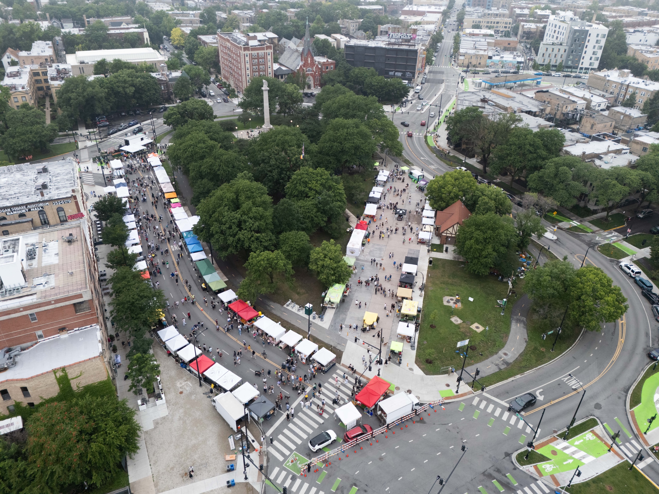 Logan Square Farmers Market's New Location Gets Rave Reviews From Shoppers, Vendors