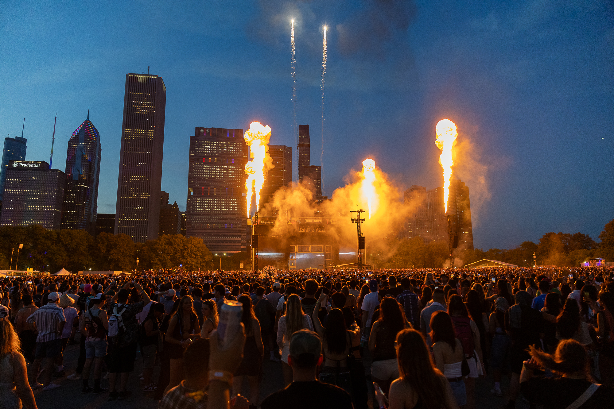 Lollapalooza Kicks Off With Heat, John Summit, Lorde And A Ferris Wheel