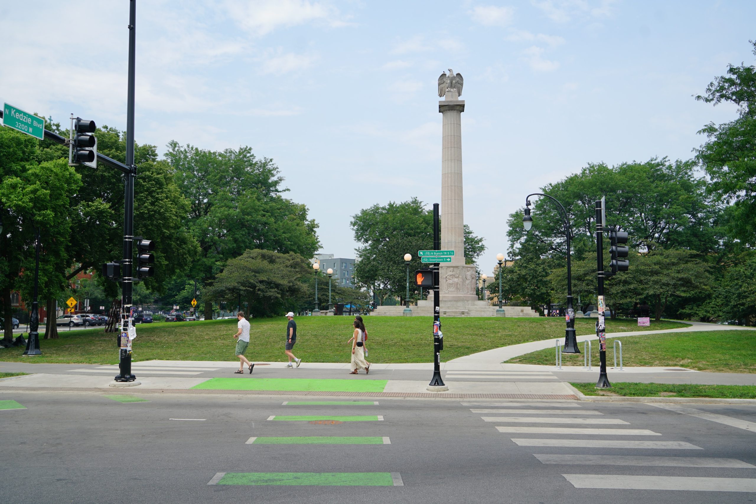 Logan Square Traffic Circle No Longer Confusing After Redesign, Pedestrians, Drivers Say — But Some Cyclists Wary