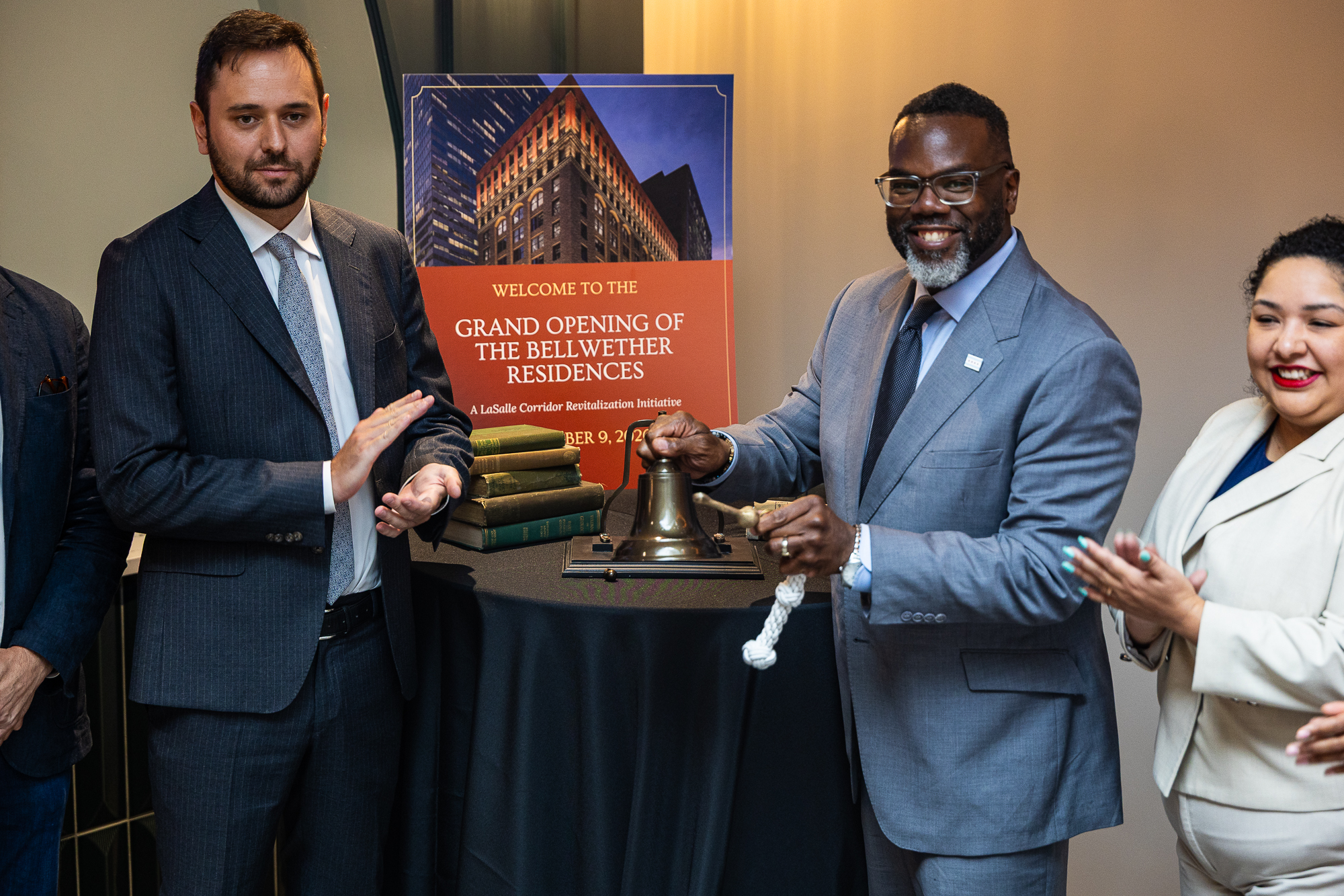 First City-Backed Apartments On LaSalle Street Now Renting, Signal Transformed Financial District