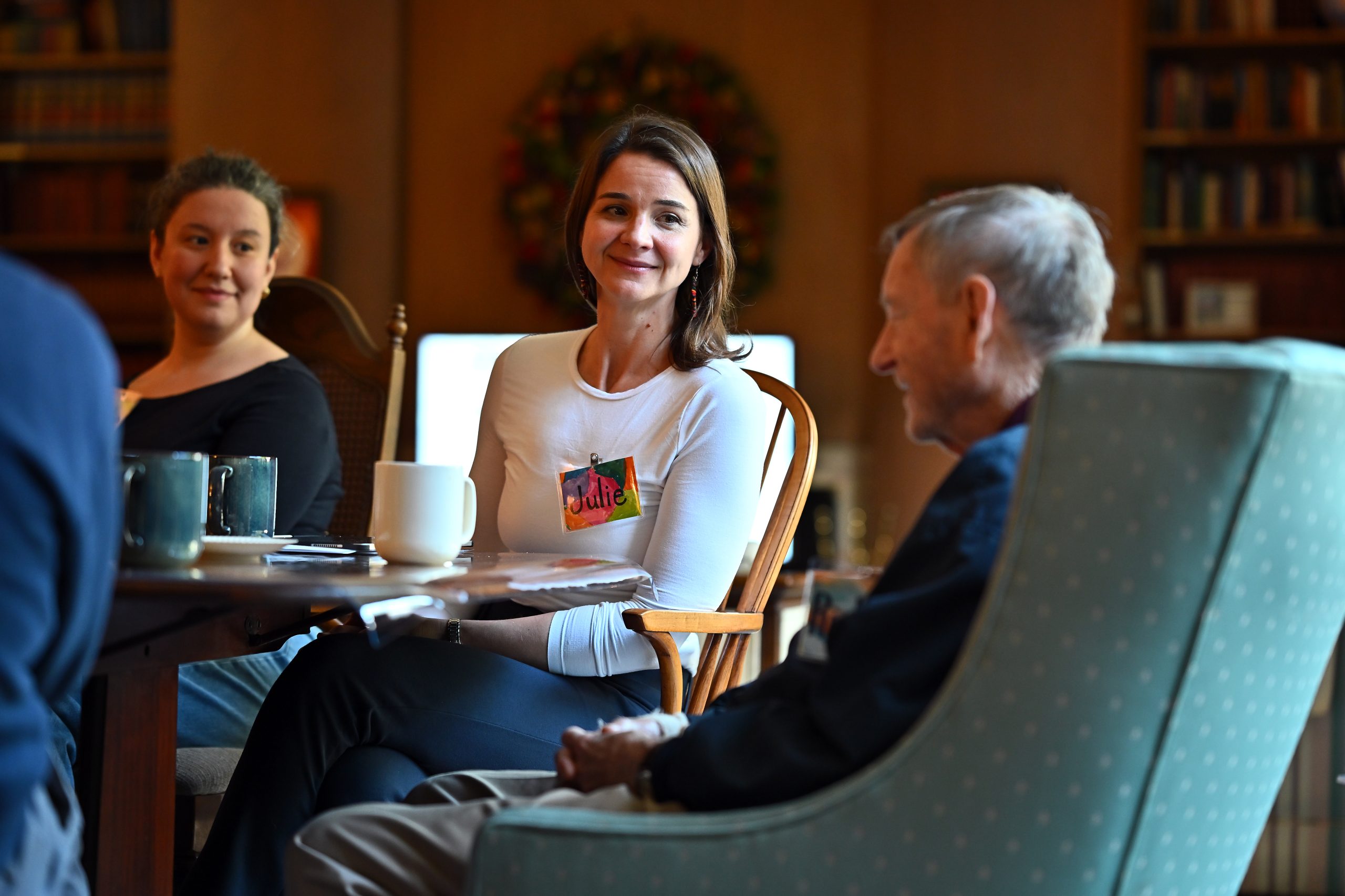How A New Beverly Nonprofit Is Helping Neighbors With Dementia Find Community