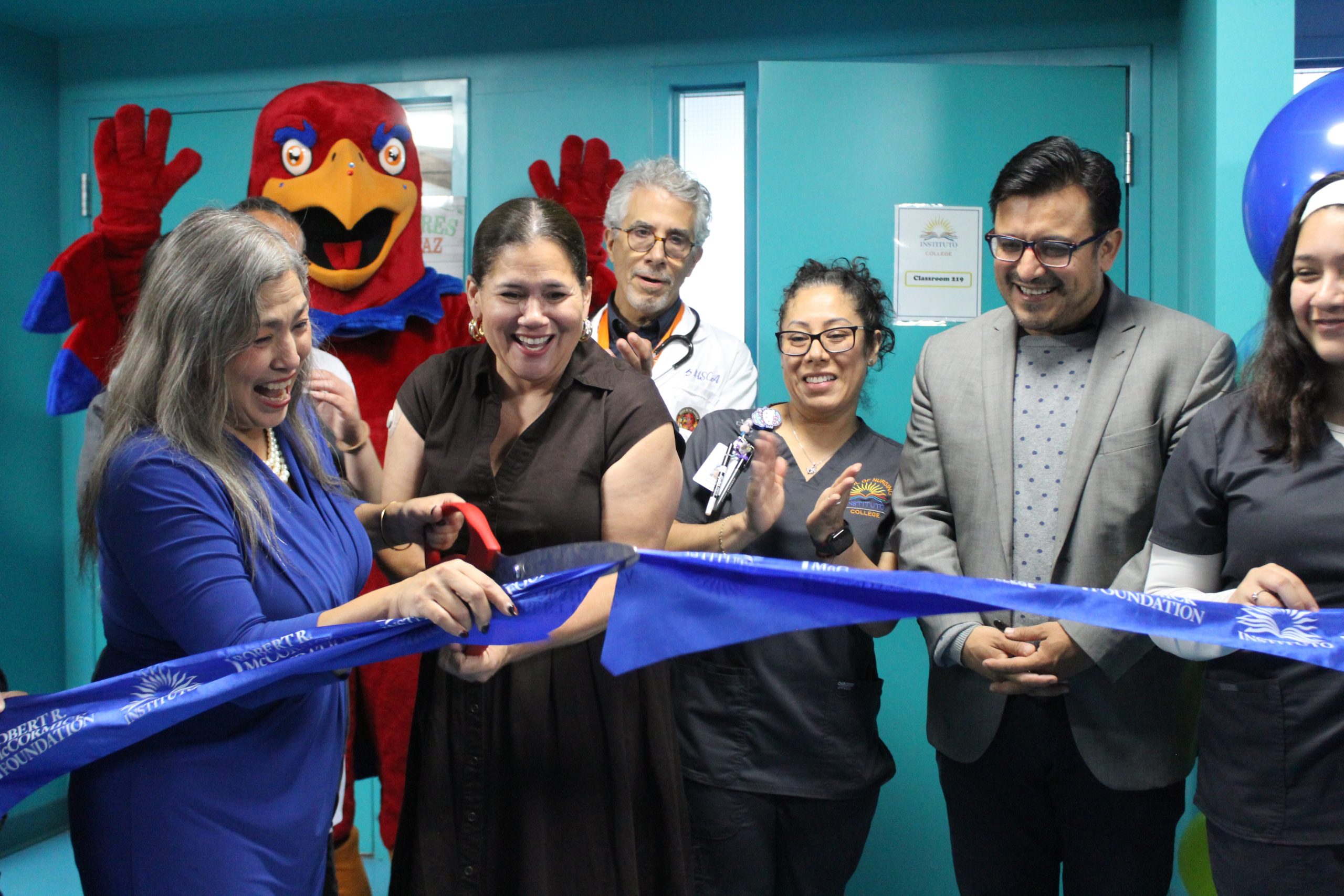 Pilsen's Instituto del Progreso Latino Brings New Training Facilities To Nursing Students